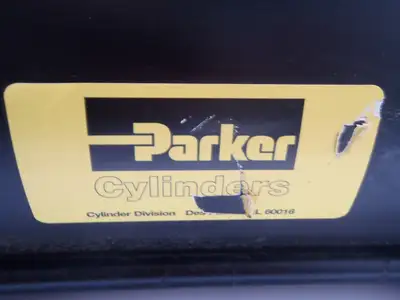 Used PARKER PNEUMATIC AIR CYLINDER 250 PSI Pneumatic Cylinders | Maverick Industrial Sales #1110327