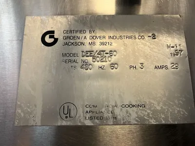 USED GROEN DEE/4T-60