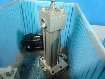 Parker, Milwaukee Hydraulic Cylinder