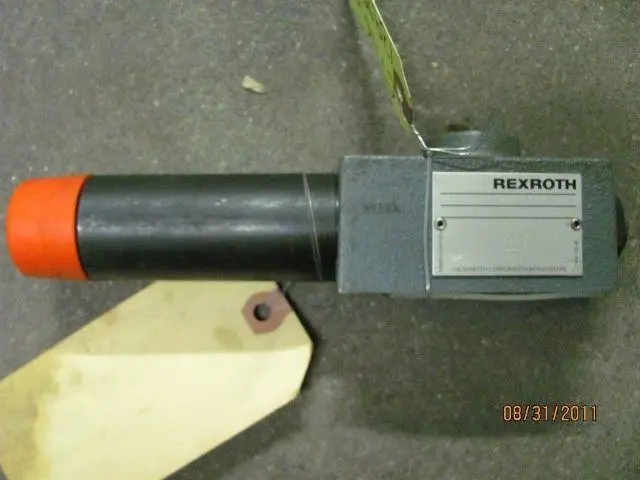 Rexroth DR 6 DP2-52/75YM/12 Pressure Reducing Valve NEW