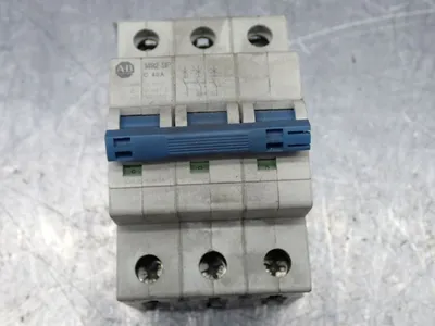 USED ALLEN BRADLEY 1492SPM3C400