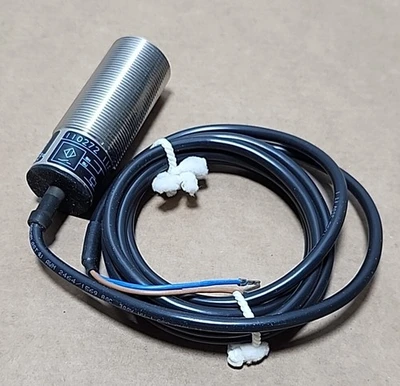 NEW IFM II0272