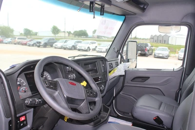 Used 2027 PETERBILT 548 Hooklifts & Roll-Offs Texas US | Roll Off Truck World #1491992
