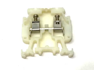 Used Allen-Bradley White Terminal Block 30-12AWG 600V 30A LOT OF 20 Terminal Blocks Michigan US | Maverick Industrial Sales #1421837