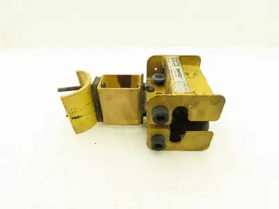 Aero-Motive Pow-R-Belt 0674431 Festoon Flat Cable Lead Trolley *Bad Wheel*