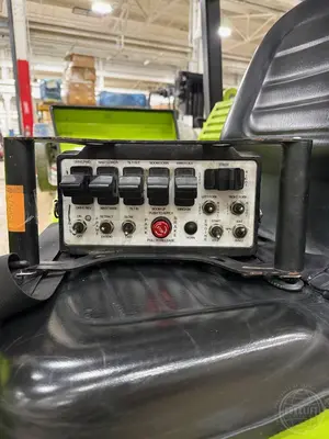 Used 2015 VERSALIFT 25/35 Misc Forklifts Illinois US | Forklift Exchange #1272916