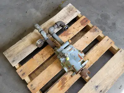 Used VICKERS 353936 Parts (Hydraulics and Pneumatics) British Columbia CA | Lenmark #1440805
