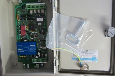 NEW VALMET VSROS14 PC BOARD W/ENCLOSURE EB1552