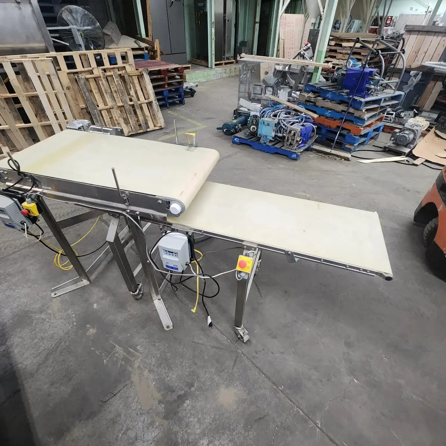 DORNER waterfall conveyor 115 volts Variable Speed # 9045