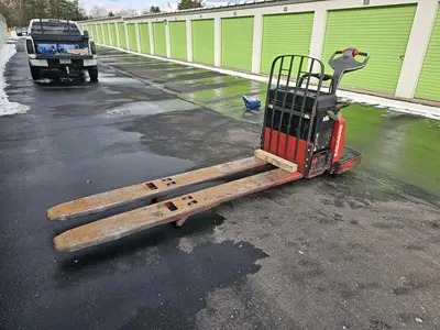 Used RAYMOND 8400 Electric Pallet Trucks New Hampshire US | Trustworthy Equipment #1403495