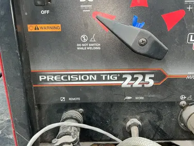 Used LINCOLN ELECTRIC PRECISION TIG 225 Tig Welders Ohio US | HGR 24 #1506588