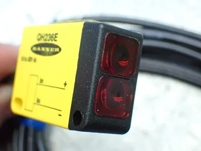 New | in-Stock BANNER QH236E Photoelectric Sensors Ohio US | HGR 24 #864301