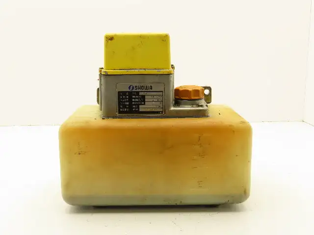 Used SHOWA _UNKNOWN_ Pumps | Arrow Industrial #620325