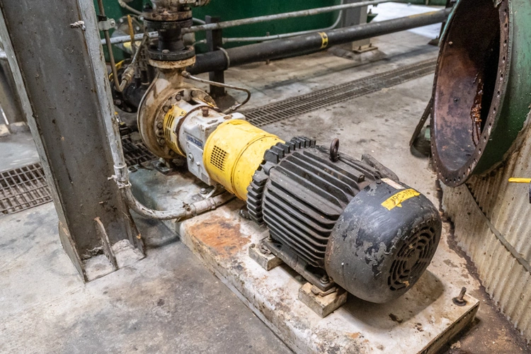 Used 2014 SULZER SS316 Pumps | Solutions 4 Manufacturing #943686