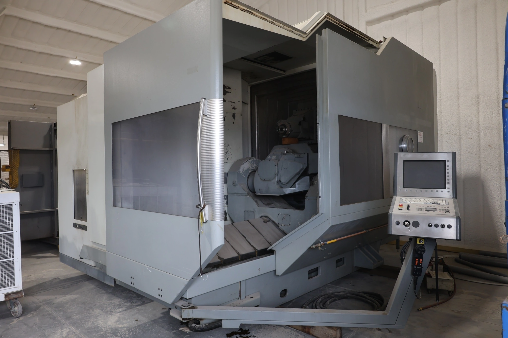 USED 2006 DMG MORI DMC 125 U2