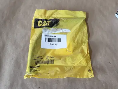 NEW CATERPILLAR 300-6520