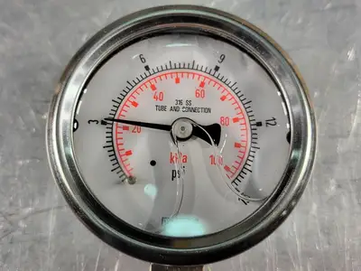 15 PSI Gauge 316 SS Tube and Connector