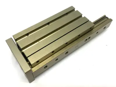 USED DESTACO ROBOHAND MINIATURE DUAL-V ROLLER BEARING SLIDE