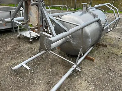 Tank, 350 Gallon, S/st, 60 PSI, Cherry Burrell #S744985