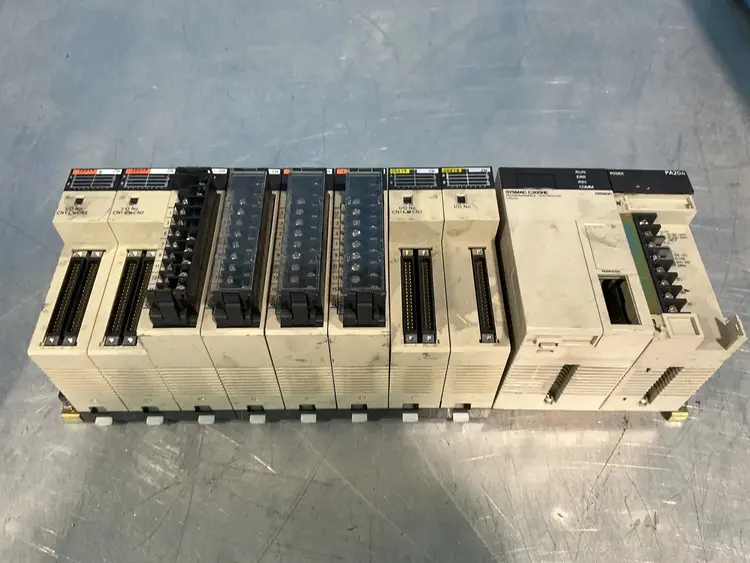 Used OMRON CPU32 Programmable Logic Controllers Ohio US | HGR 24 #1345425