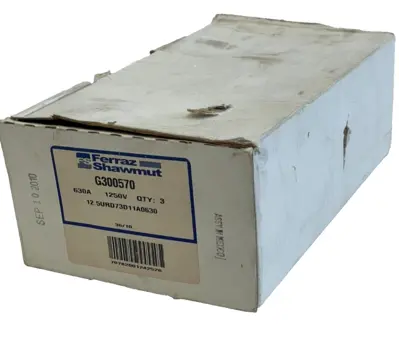 NEW FERRAZ SHAWMUT G300570 FUSES 630A 1250V 12.RURD73D11A0630 LOT OF 3