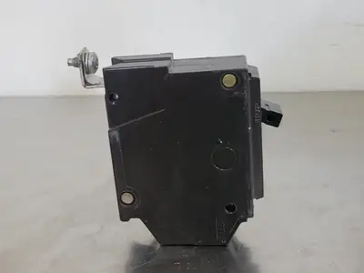 Used GENERAL ELECTRIC THQB120 Switchgears British Columbia CA | Lenmark #241432