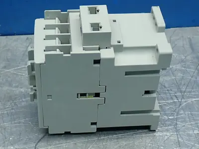 NEW ALLEN BRADLEY 100C09D200