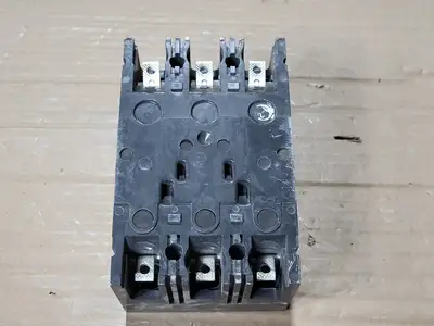 Used GENERAL ELECTRIC TED136015 Switchgears British Columbia CA | Lenmark #409218