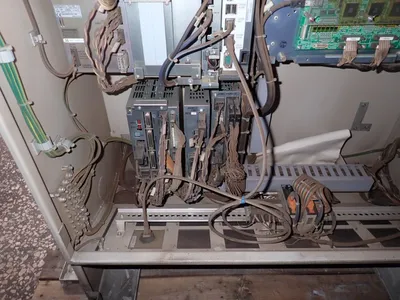 USED 2013 YASKAWA MOTOMAN MOTOMANMH6
