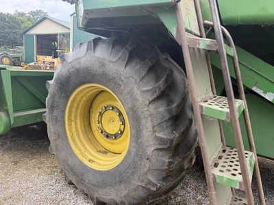Used JOHN DEERE 8820 TITAN II COMBINE Combines Michigan US | Miedema Asset Management Group #1443282