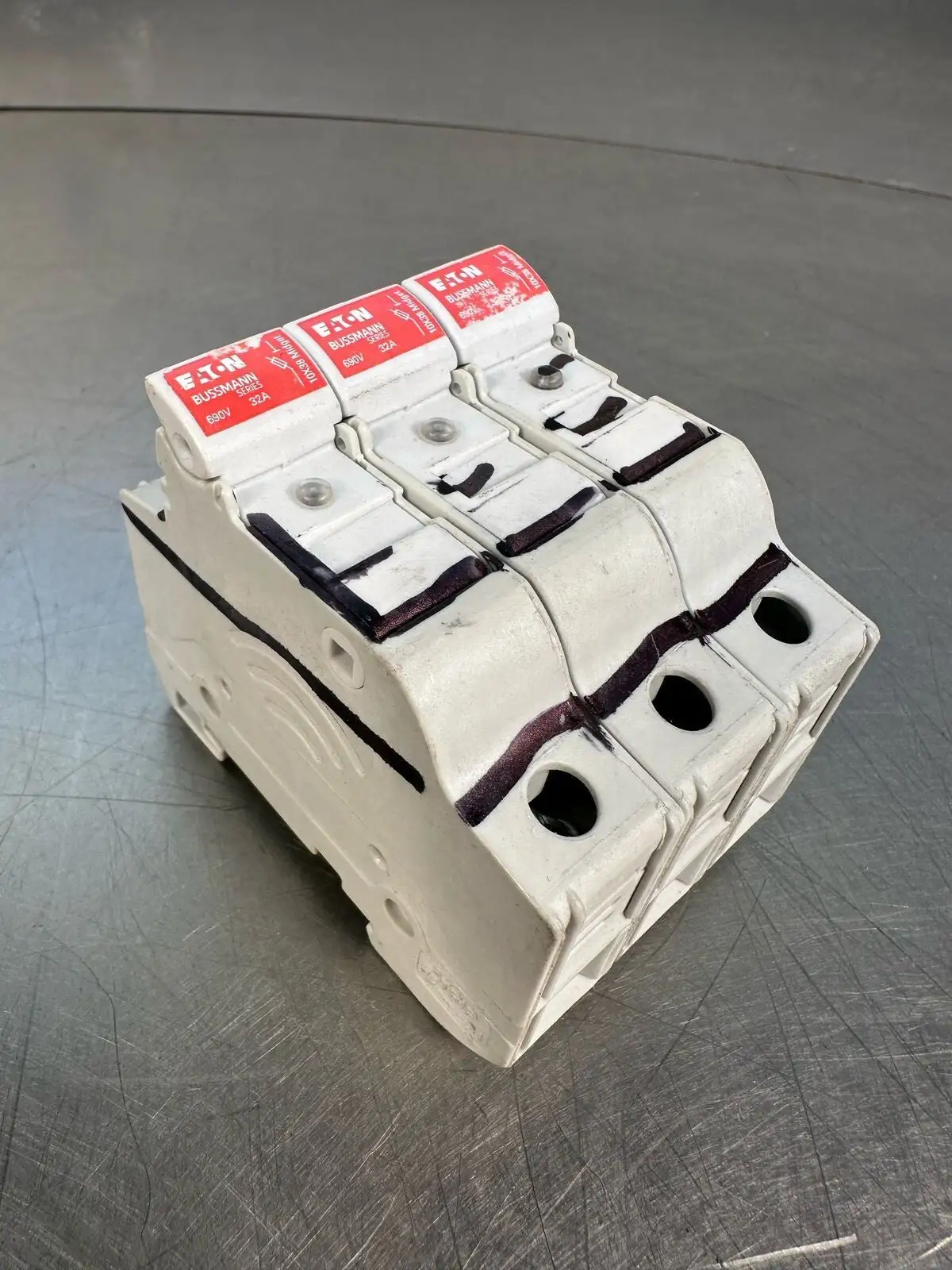 Eaton Bussmann CHM 32A 600V 3 Poles Fuse Holder CHM32A (7.3.5)