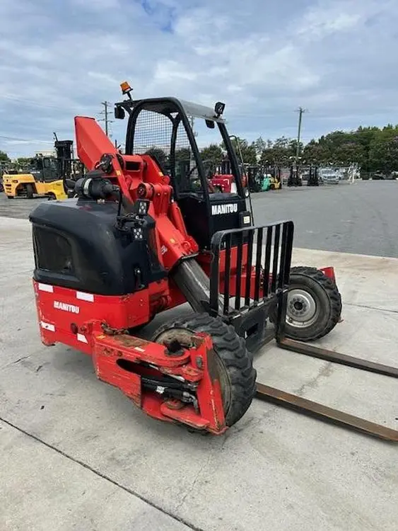Used 2020 MANITOU TMT55 55XT 4W 3-Wheel Sit down Electric Counterbalance Forklifts Texas US | North Texas Equipment Services #549658
