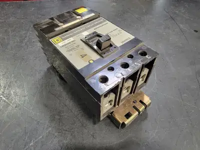 USED SQUARE D Q232150