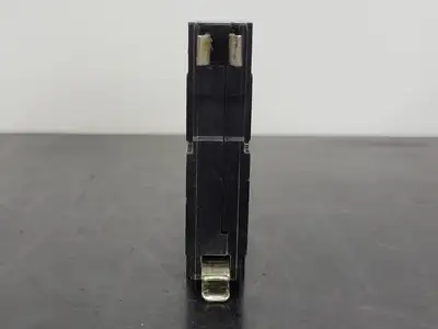 USED SQUARE D QO115