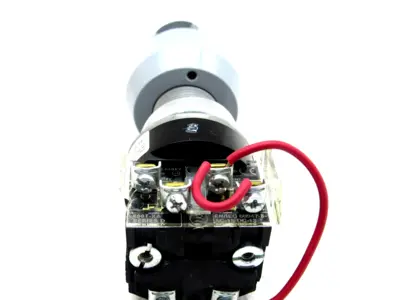 NEW ALLEN BRADLEY 800H-PPT16M PILOT LIGHT SERIES C 800HPPT16M