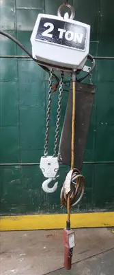 USED COFFING HOISTS EC.4008.3