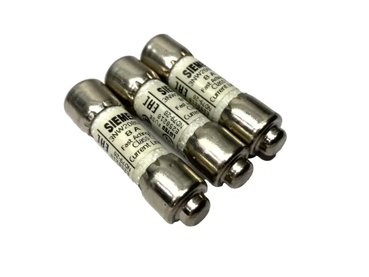 Used SIEMENS SENTRON FAST ACTING FUSE CLASS CC 600V 8A LOT OF 3 Fuses | Maverick Industrial Sales #1105736