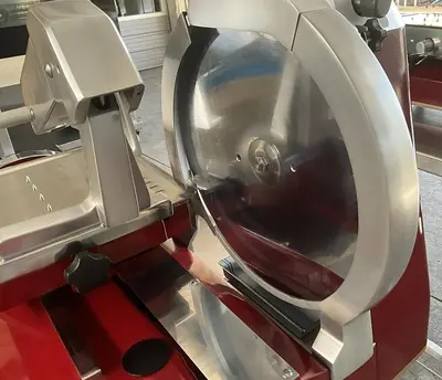 USED BERKEL 330M