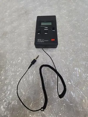 3M 713 AIR IONIZER TESTER FIELD METER