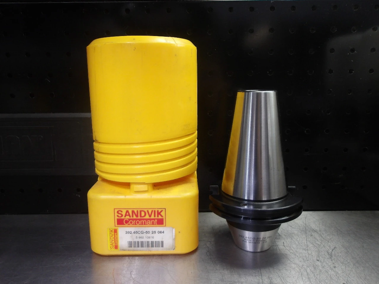 Sandvik CAT50 25mm Hydraulic Tool Holder 64mm Pro 392.45CG-50 25 064 (LOC3666)