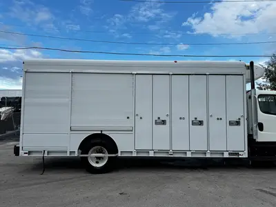 Used 2019 FREIGHTLINER M2 106 Tractors & Trailers Florida US | Truck and Van Outlet #1506258