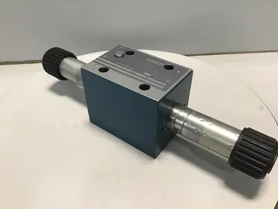 USED BOSCH 0 810 001 776