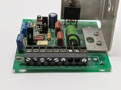 USED EDR VIBRATORY BOWL CONTROL BOARD
