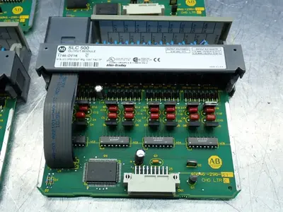 Used ALLEN BRADLEY 1746OV16 PLC Input & Output Ohio US | HGR 24 #1150761