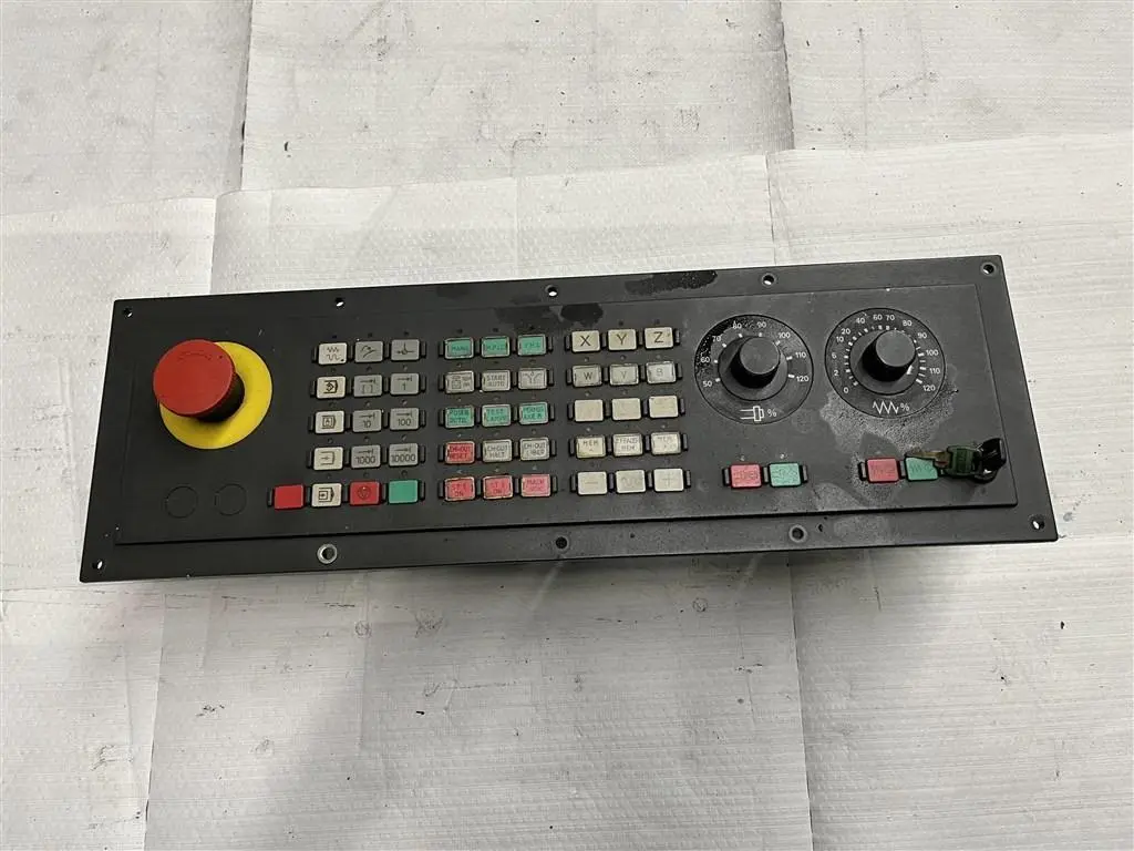USED SIEMENS KEYBOARD PANEL 6FC5103-0AD04-0AA1