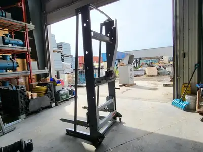 Power/Vac Switchgear Lift Truck 850 lbs