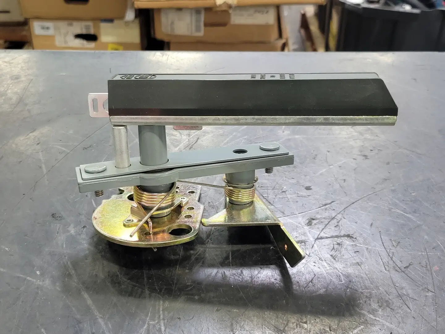 NEW ALLEN-BRADLEY 1494V-L3