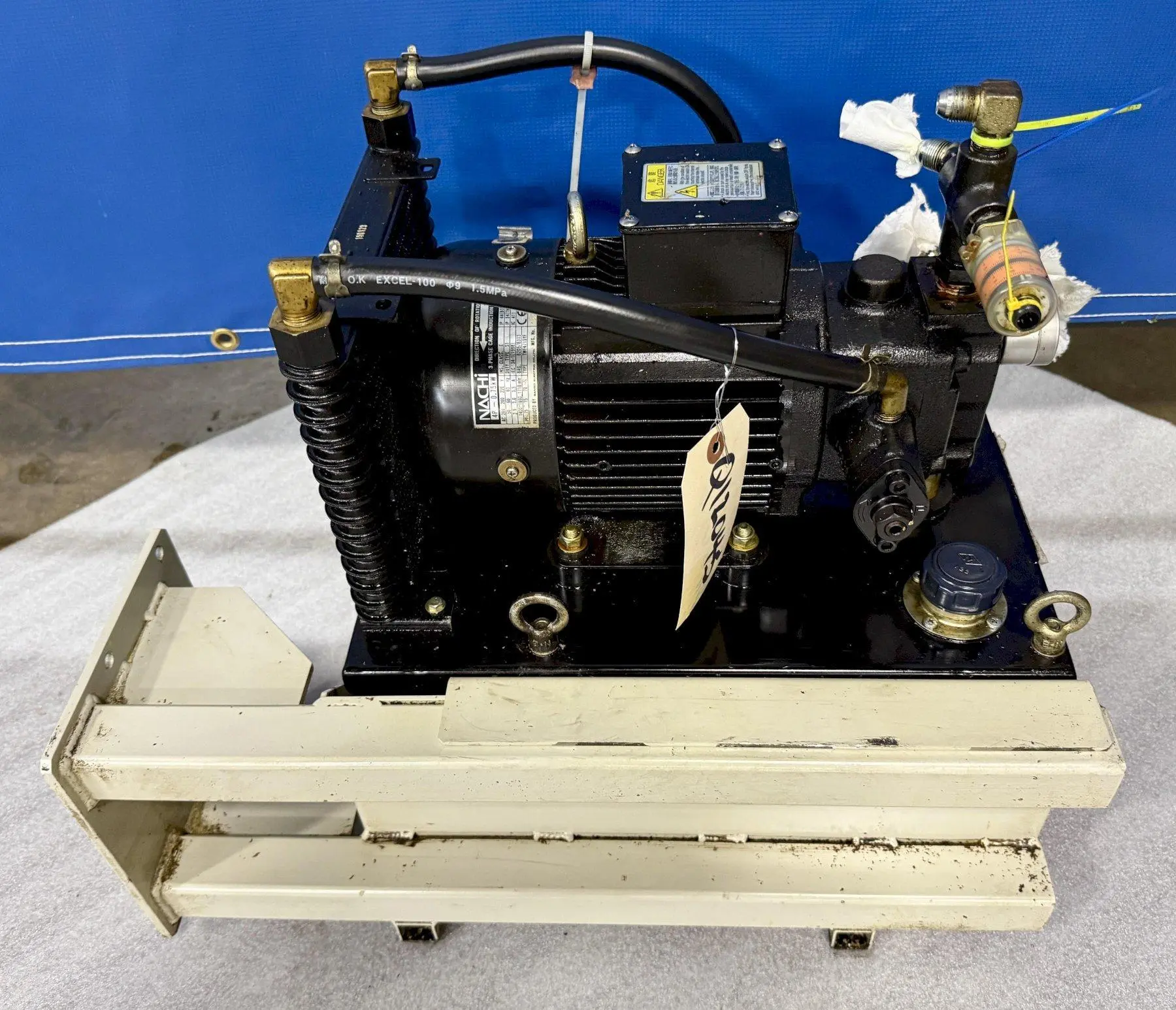 USED Nachi UVN-1A-0A2-07-4-6141D