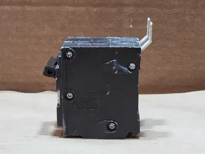 Used SIEMENS B220 Switchgears British Columbia CA | Lenmark #835457