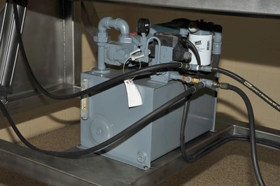 Vanmark _UNKNOWN_ Dumpers & Lifts | Envoy Equipment LLC (2)